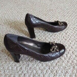 Stuart Weitzman brown Quilted Pumps With Bow size 8.5M